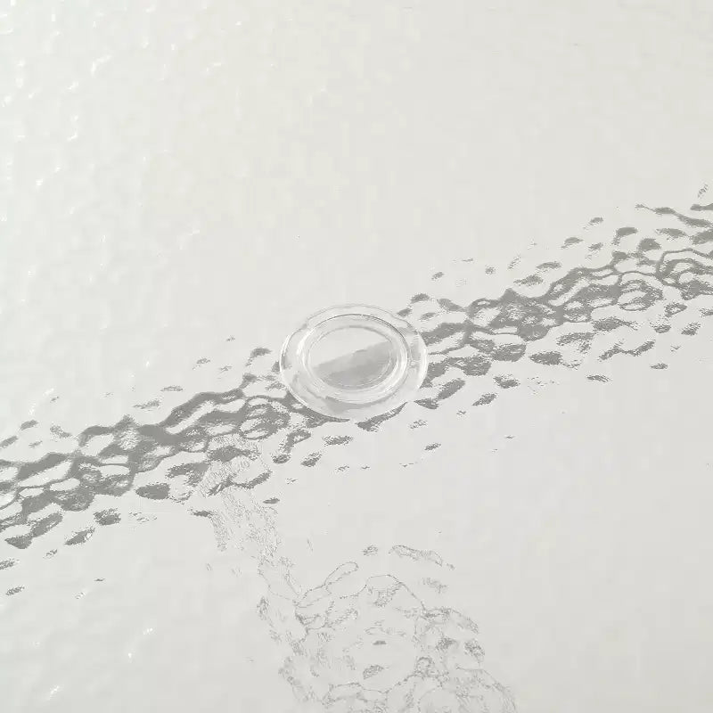 Table de patio de qualité commerciale avec dessus en verre trempé avec trou pour parasol et cadre en tube d'acier